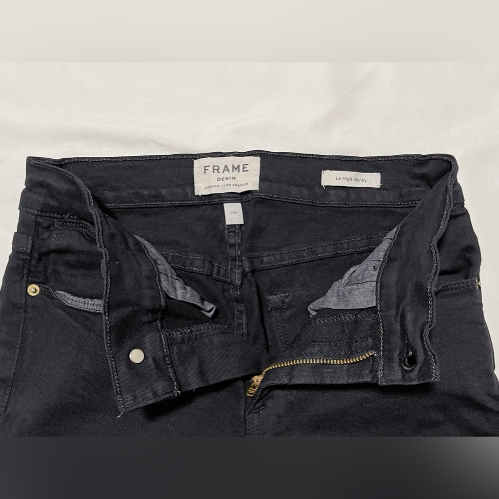 ✨2 x Host Pick✨FRAME Le High Skinny Jeans - Picture 7 of 15